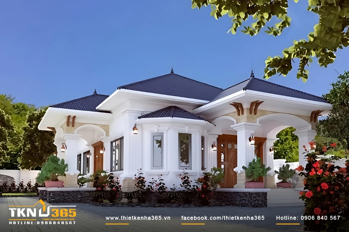 Mẫu thiết kế nh&agrave; cấp 4 đẹp kiểu Ph&aacute;p c&oacute; s&acirc;n vườn rộng r&atilde;i