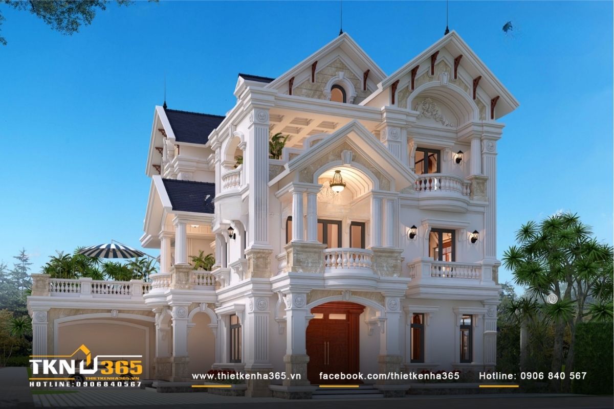 Biệt thự 3 tầng cổ điển mái Thái kết hợp với cửa kính tạo nên không gian sang trọng