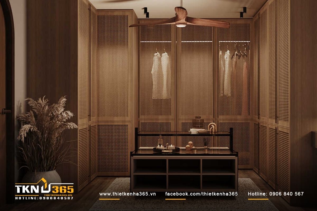 Khu vực quần áo được thiết kế tủ đứng hình chữ U, tối ưu hóa diện tích lưu trữ cho gia chủ
