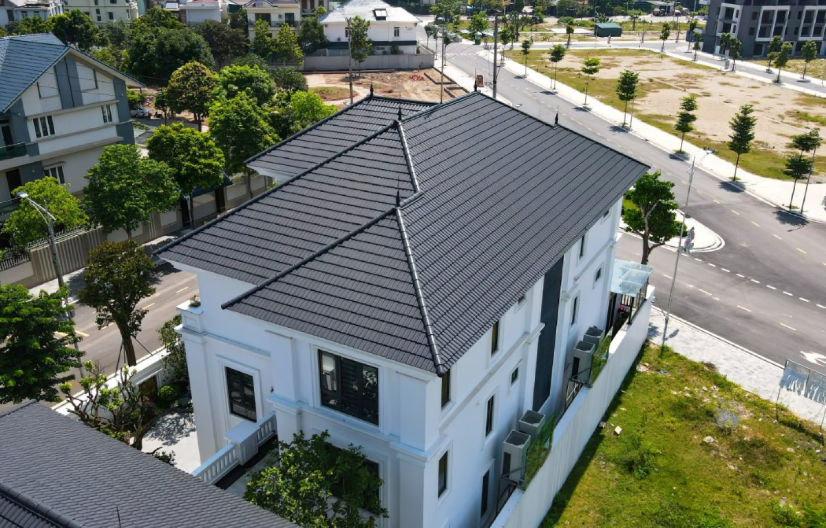 thiết kế nhà mái nhật 2 tầng 16