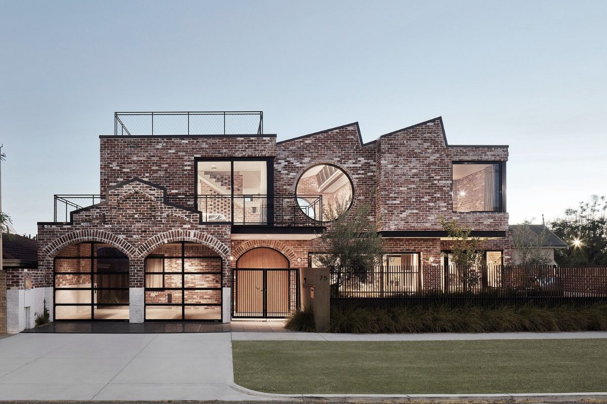Công trình Brick House ở Úc sử dụng gạch tái chế ở tất cả các bức tường từ ngoài vào trong | Cách Dùng Vật Liệu Tái Chế Trong Xây Dựng Hiệu Quả