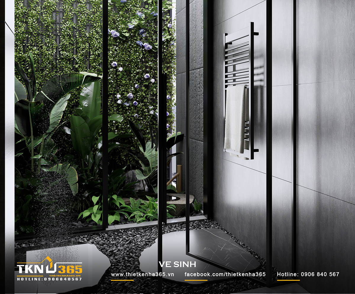 Cây xanh trồng thành nhiều lớp, kết hợp cùng cây dây leo tạo thành “bức tường xanh” che chắn cho không gian riêng tư bên trong biệt thự