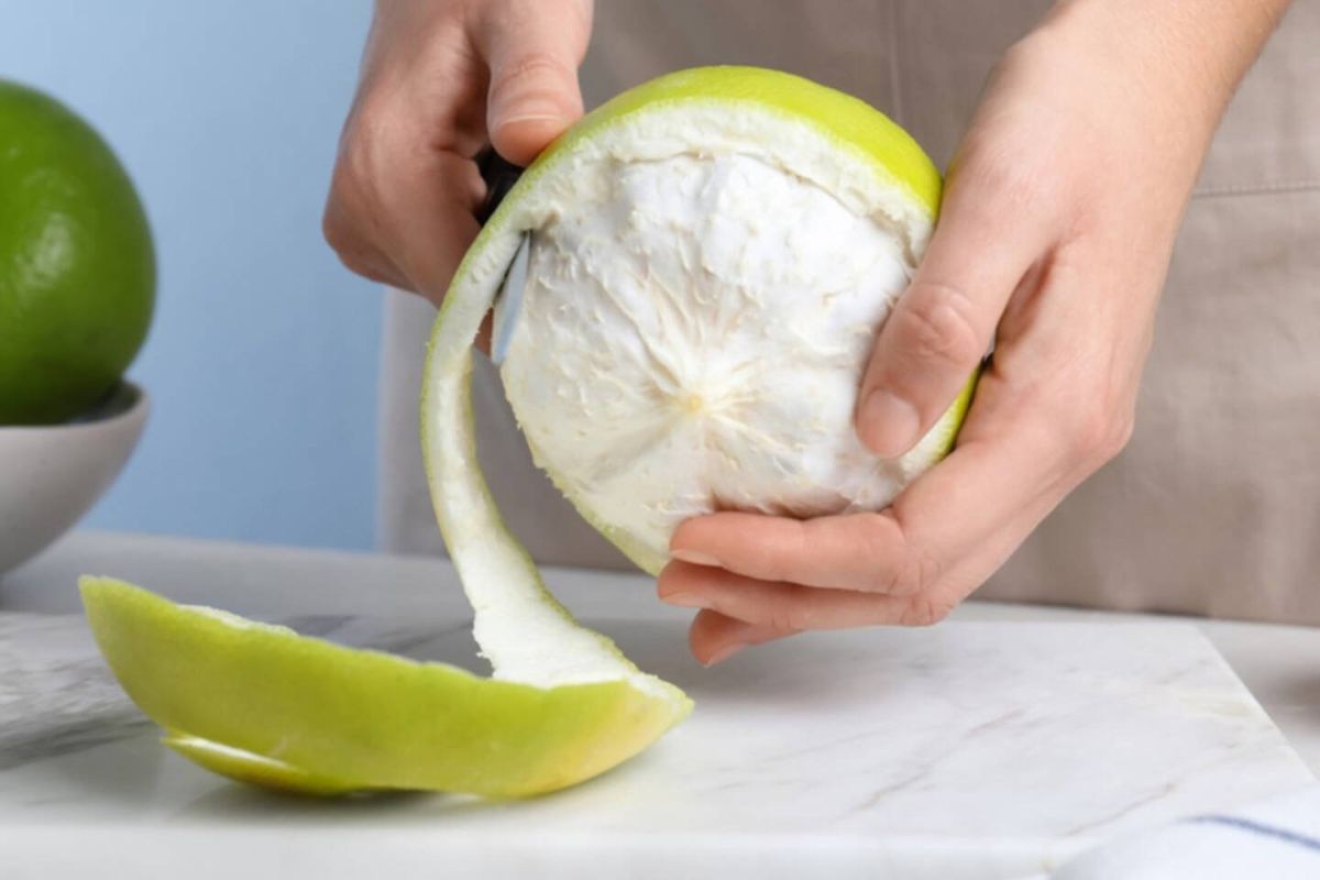 Hương thơm tự nhiên của vỏ bưởi giúp khử mùi hôi trong nhà mới xây, tạo bầu không khí thư giãn thoải mái (Ảnh: Sưu tầm)