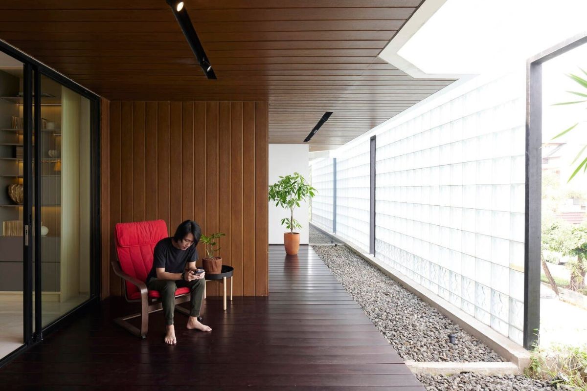 Gạch kính chống ồn, chống nóng tốt hơn so với kính thường (Ảnh: Sưu tầm)