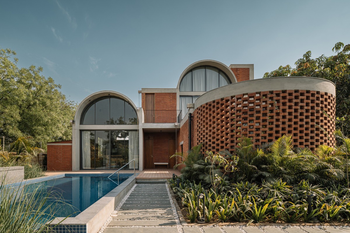 Phong cách kiến trúc cần phản ánh lối sống, phù hợp khí hậu và gắn kết hài hòa giữa nội - ngoại thất (Ảnh: Sưu tầm) Phong cách kiến trúc cần phản ánh lối sống, phù hợp khí hậu và gắn kết hài hòa giữa nội - ngoại thất (Ảnh: Sưu tầm)