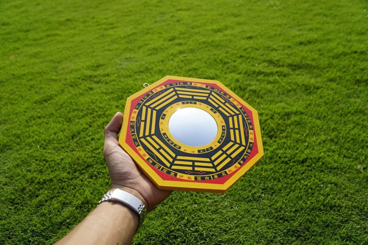 Gia chủ thuộc cung Chấn và cung Khảm chọn nhà hướng Đông Bắc sẽ gặp nhiều bất lợi trong công việc và cuộc sống (Ảnh: Sưu tầm)