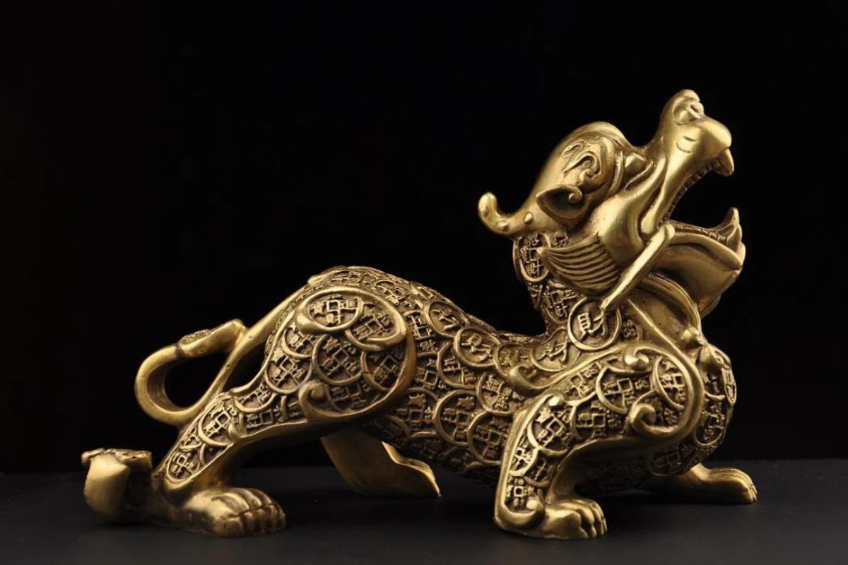 Tỳ Hưu - vật phẩm phong thuỷ mang lại tài lộc cho gia chủ (Ảnh: Sưu tầm)