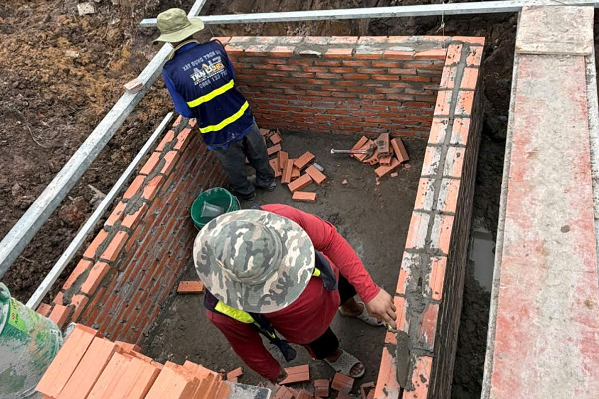 Thiết kế nhà ở tại Phú Nhuận không chỉ chú trọng đến thẩm mỹ mà còn đảm bảo tối ưu hóa không gian sử dụng và tiết kiệm năng lượng.