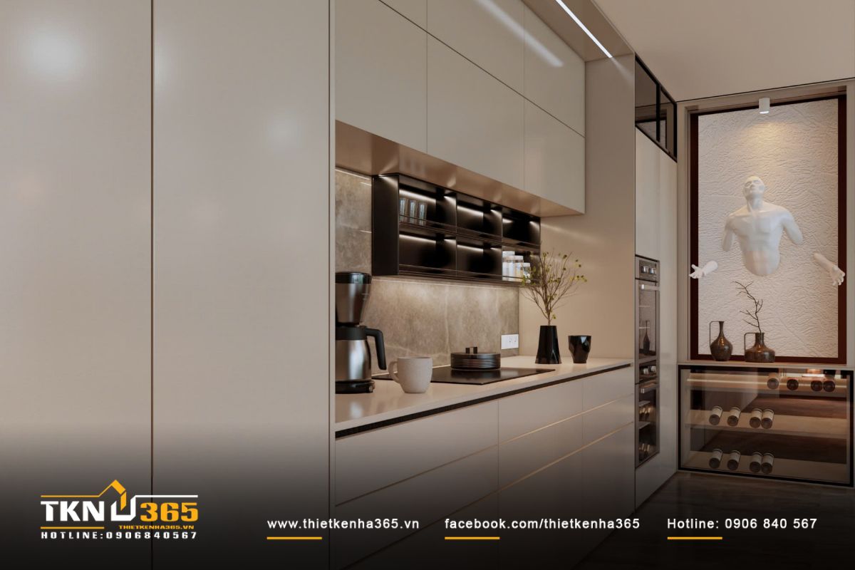 Chi tiết điêu khắc đặt khéo léo giữa khu vực chuyển tiếp, tạo dấu ấn nghệ thuật trong tổng thể tối giản