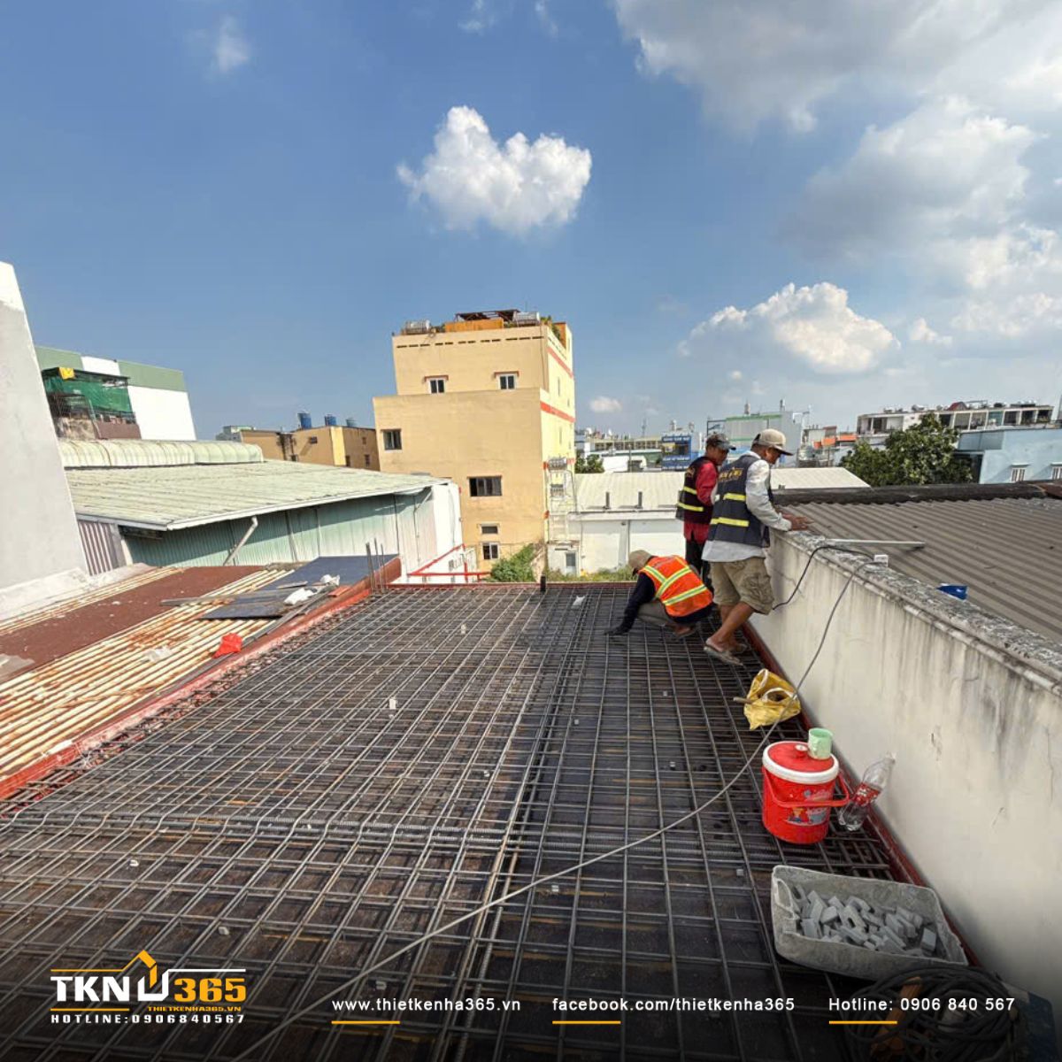 Hình ảnh thi công hạng mục đổ bê tông tầng 2