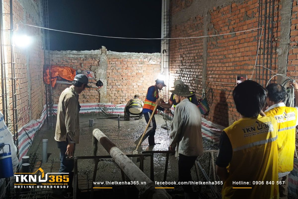 Hình ảnh thi công hạng mục đổ bê tông móng và bê tông sàn trệt