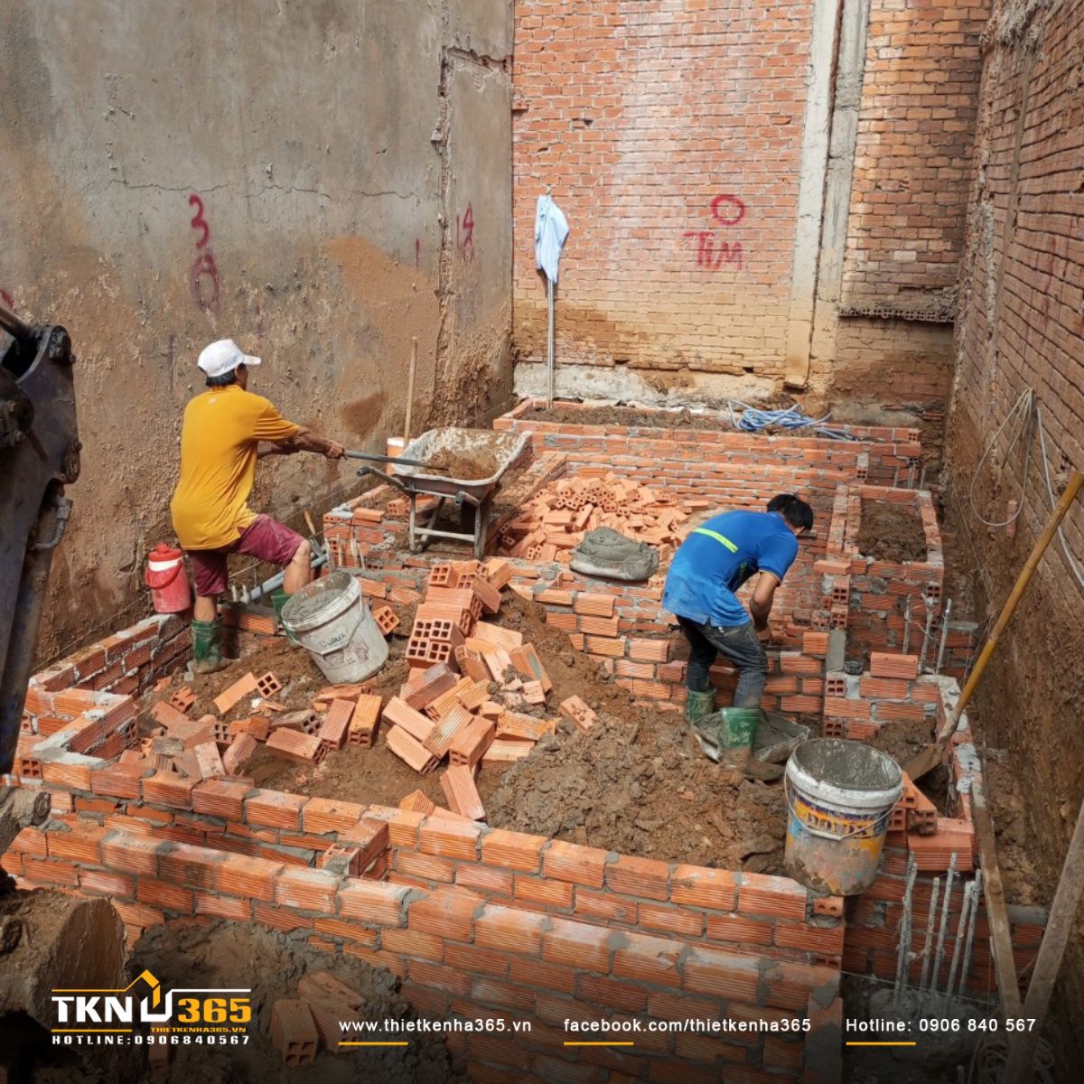 Hình ảnh thi công móng, bể phốt, đổ bê tông và xây tường tầng trệt