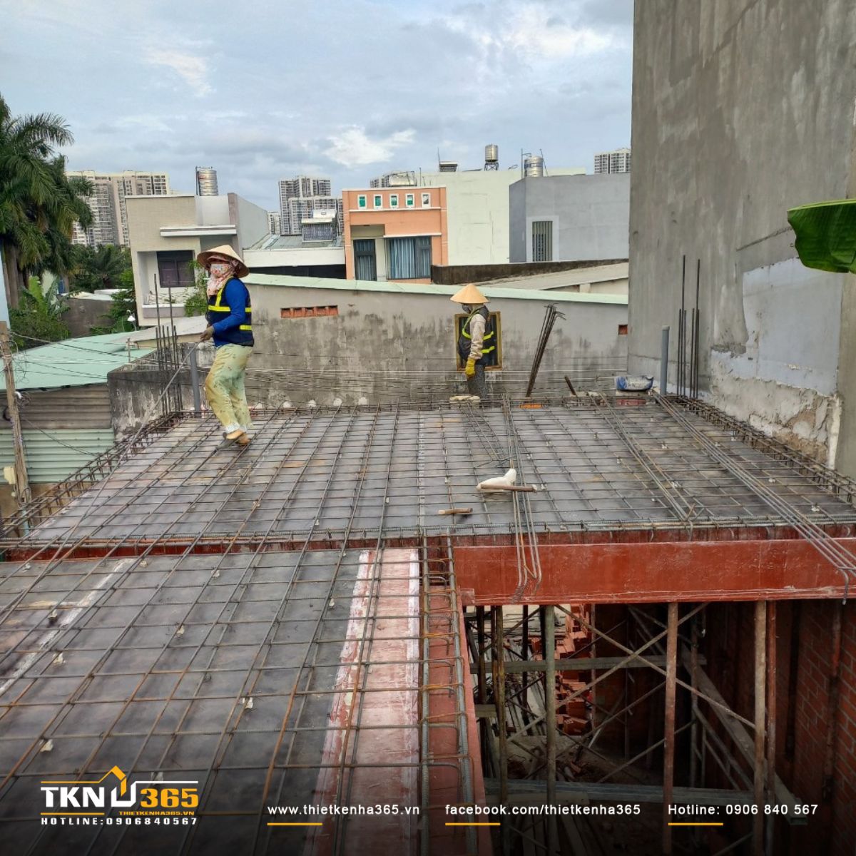 Hình ảnh thi công hạng mục đổ bê tông lầu 1