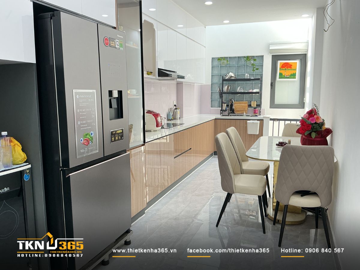 Không gian bếp - ăn liên thông, bố cục gọn gàng, thuận tiện cho sinh hoạt hàng ngày