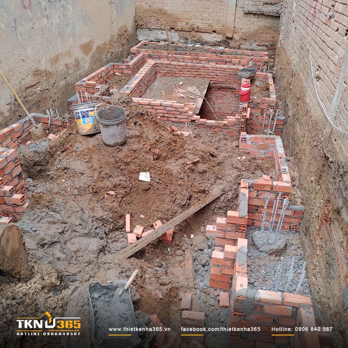 Hình ảnh thi công móng, bể phốt, đổ bê tông và xây tường tầng trệt