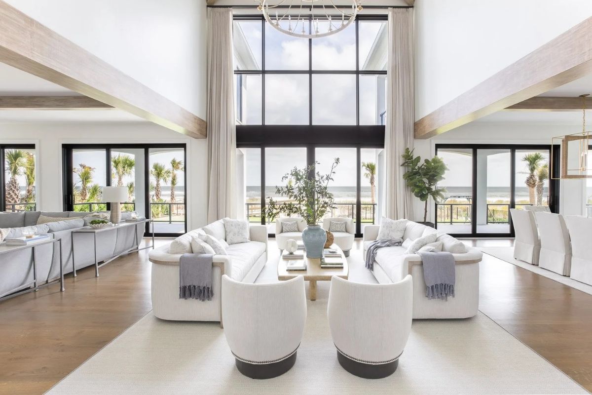 Thiết kế nội thất biệt thự ưu tiên chất liệu kính, đảm bảo khả năng lấy sáng và thông gió tự nhiên (Ảnh: Sưu tầm)