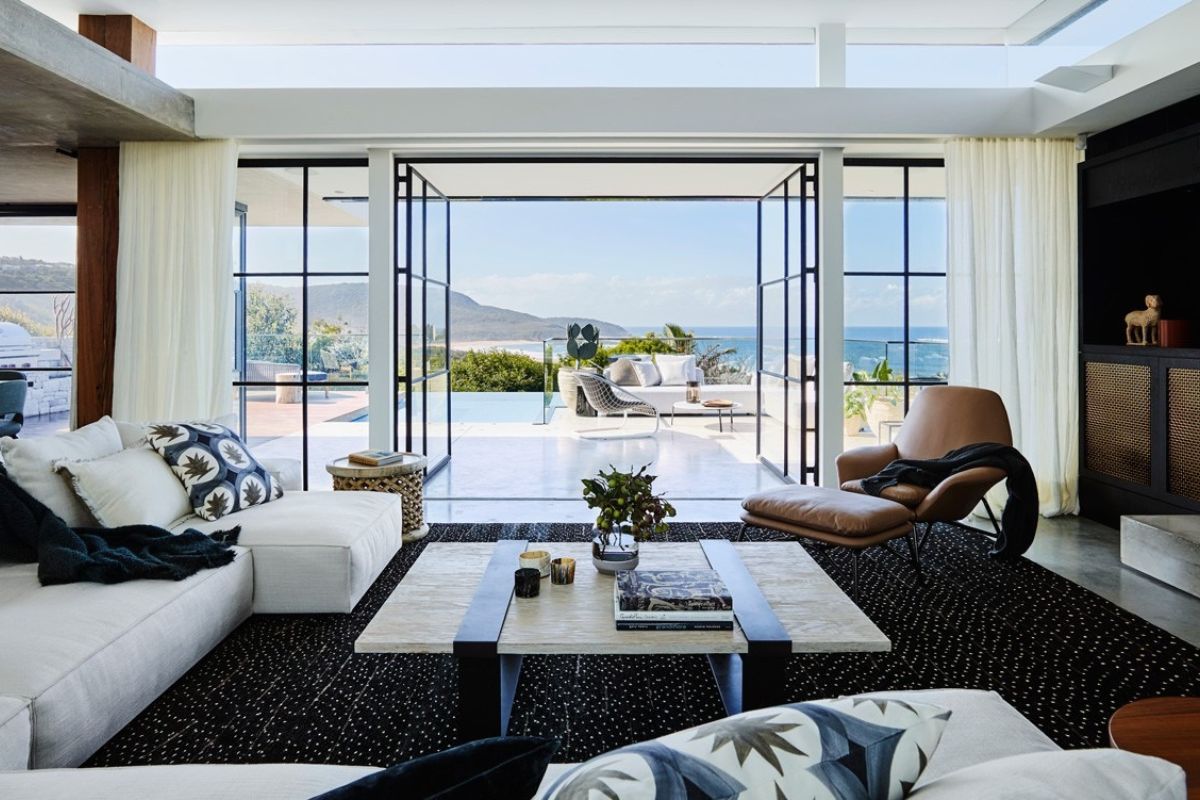 Công nghệ thông minh tích hợp trong thiết kế nội thất biệt thự mang đến cho người dùng những trải nghiệm tuyệt vời (Ảnh: Sưu tầm)