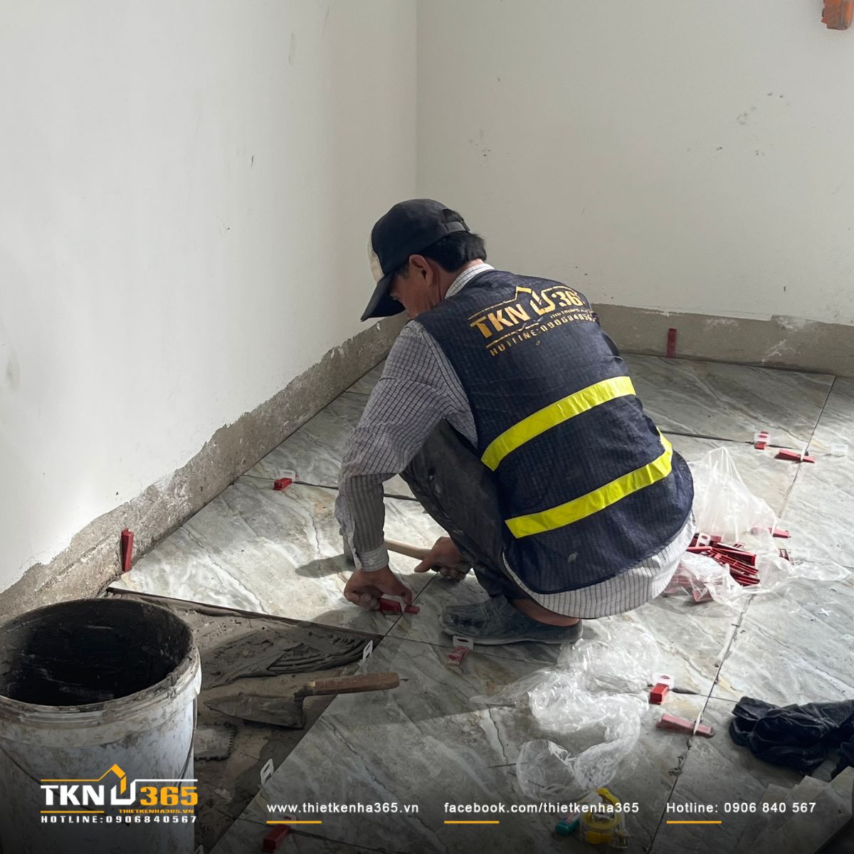 H&igrave;nh ảnh ốp gạch s&agrave;n nh&agrave; phố 1 trệt 2 lầu 1 s&acirc;n thượng M&rsquo;S House