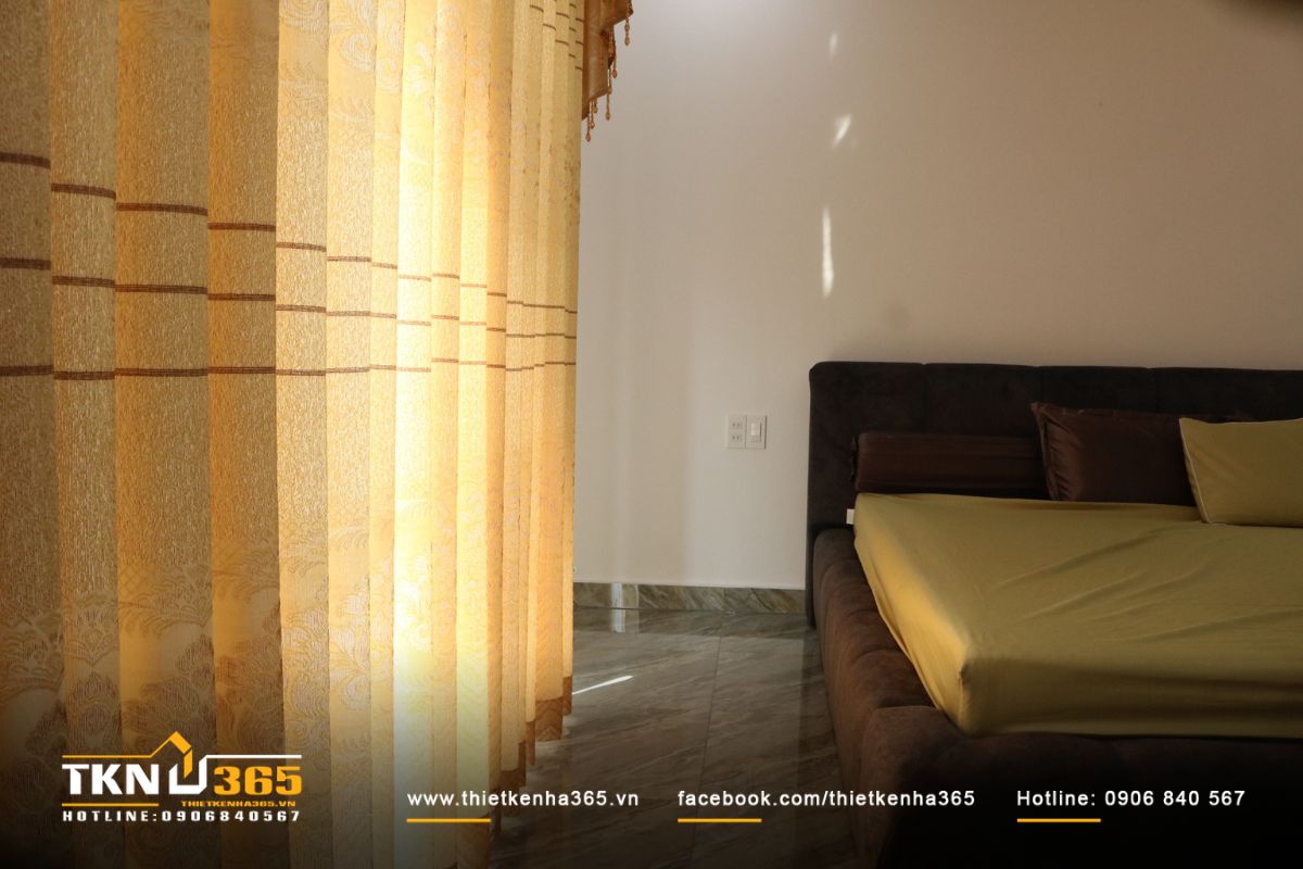 &Aacute;nh s&aacute;ng tự nhi&ecirc;n được khai th&aacute;c vừa đủ, tạo bầu kh&ocirc;ng kh&iacute; y&ecirc;n tĩnh