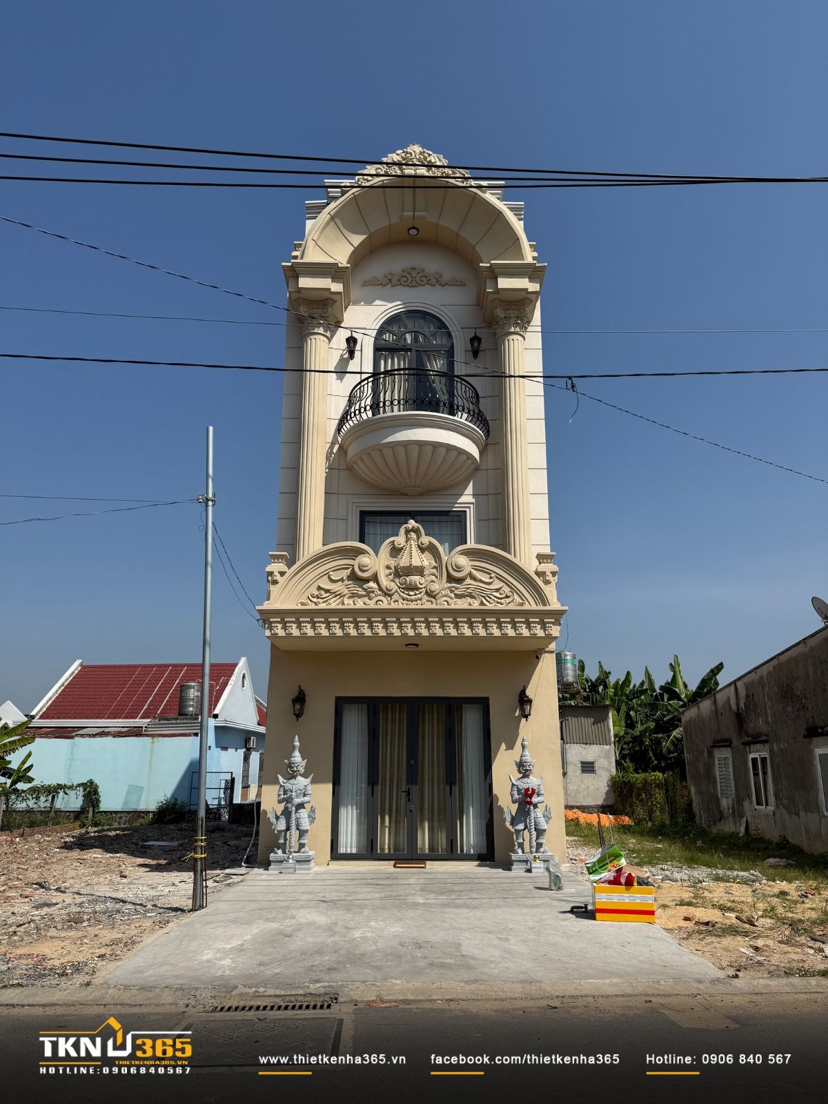 Xây nhà trọn gói Hóc Môn - Giải pháp xây mới & báo giá chi tiết 12 Mặt tiền nhà phố M’S House thiết kế theo phong cách tân cổ điển