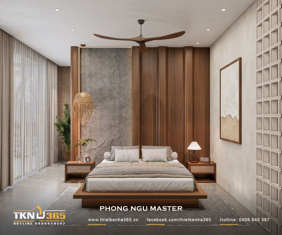Phòng ngủ master sử dụng giường gỗ thấp kết hợp mảng đầu giường bê tông và lam gỗ đứng, tạo cảm giác ấm áp nhưng vẫn giữ nét hiện đại của nhà phố 1 tầng