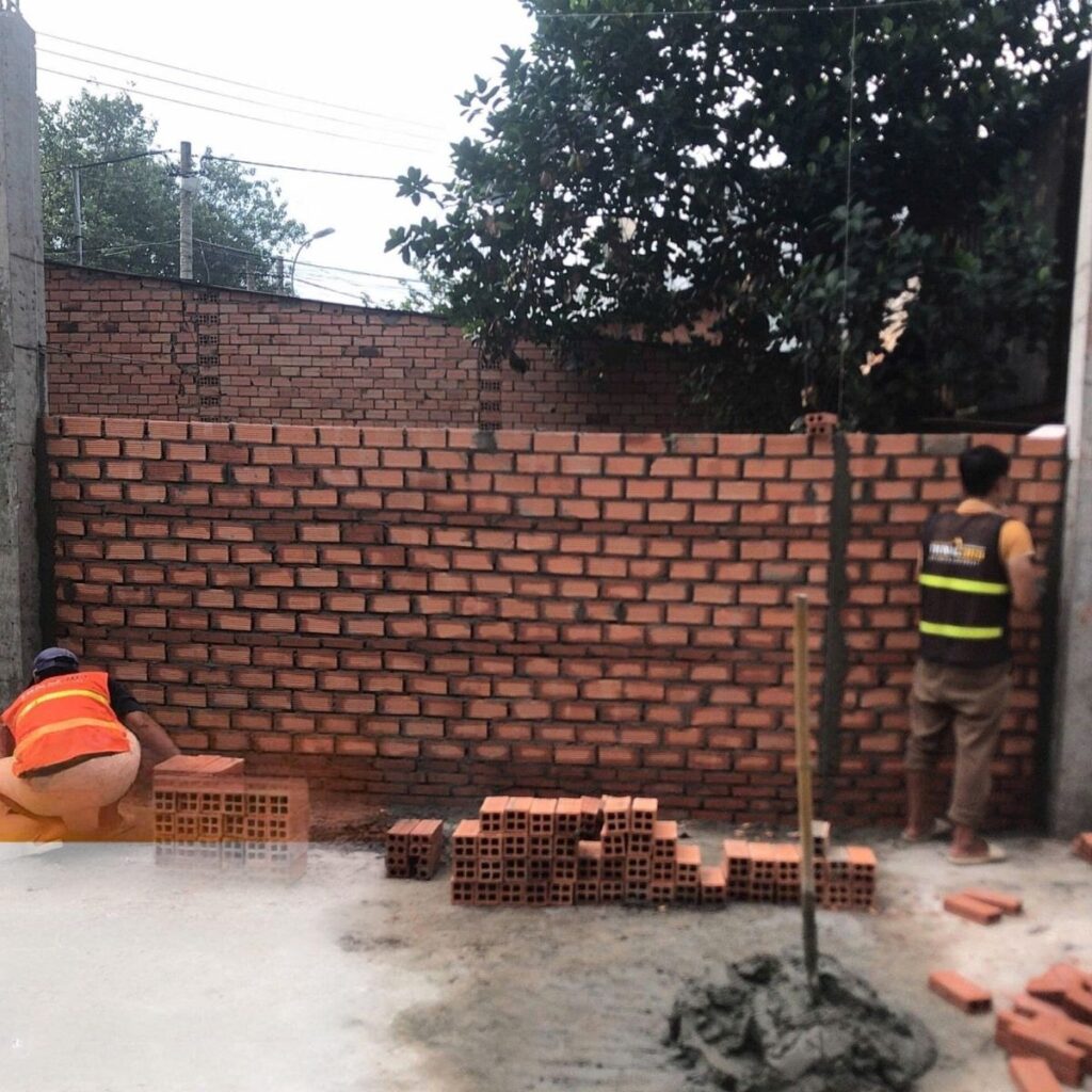 nha pho 1 tret 3 lau 1 san thuong o hoc mon 18 1